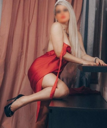 Очаровательная леди с загадочным взглядом и чувственными формами приглашает в гости для интимных встреч. Обещаю подарить океан страсти и наслаждения. 6281, 21 год